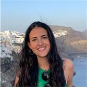 Profesora de refuerzo ofrece clases para ESO o primaria de cualquier asignatura en barrio Las Fuentes o San José. Estudiante de medicina de quinto curso con experiencia de 5 años dando clases a niños